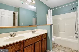 23 Brentwood Ln, Fredericksburg, VA 22405 - Photo 15