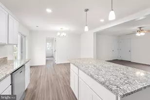 24 Breezy Hill Dr, Stafford, VA 22556 - Photo 11