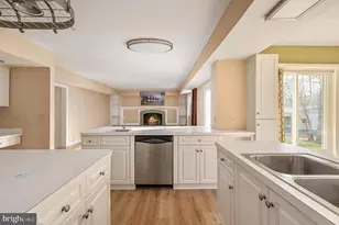 31 River Ridge Ln, Fredericksburg, VA 22406 - Photo 9