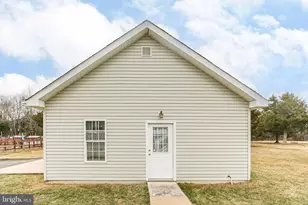 207 Old Landing Ct, Fredericksburg, VA 22405 - Photo 41