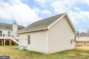 207 Old Landing Ct, Fredericksburg, VA 22405 - Photo 45