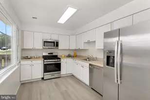 1132 James Madison Cir, Fredericksburg, VA 22405 - Photo 7