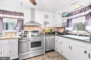 80 Ferry Rd, Fredericksburg, VA 22405 - Photo 9