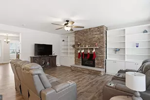 166 Boxelder Dr, Stafford, VA 22554 - Photo 5