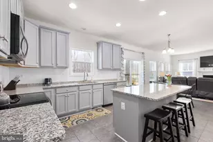 121 Hartwood Landing Ln, Fredericksburg, VA 22406 - Photo 11