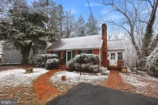 1007 Manning Dr, Fredericksburg, VA 22405 - Photo 1