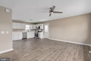 402 Sullivan Dr, Fredericksburg, VA 22405 - Photo 5