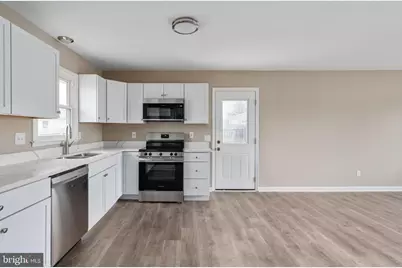 402 Sullivan Drive, Fredericksburg, VA 22405 - Photo 11