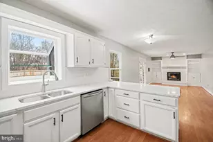 3101 Voyage Dr, Stafford, VA 22554 - Photo 9