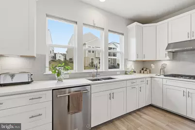 5950 Avery Point Drive, Fredericksburg, VA 22406 - Photo 9