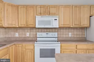 208 Regina Ln, Fredericksburg, VA 22405 - Photo 19