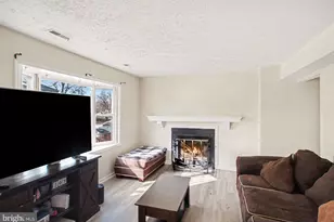 102 Austin Ct, Stafford, VA 22554 - Photo 3