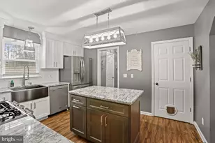 16 S Pointe Ln, Fredericksburg, VA 22405 - Photo 11