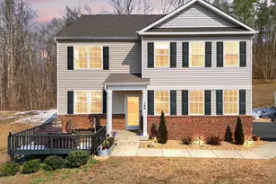 180 Pinewood Rd, Fredericksburg, VA 22405 - Photo 1