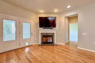14 Pensacola St, Fredericksburg, VA 22406 - Photo 5