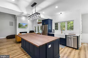 17 Old Banks Dr, Fredericksburg, VA 22406 - Photo 7