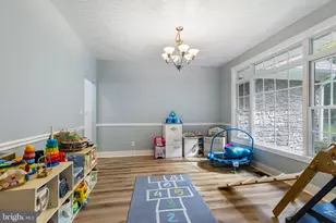 17 Old Banks Dr, Fredericksburg, VA 22406 - Photo 19