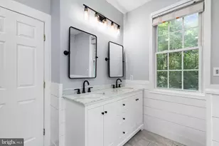 17 Old Banks Dr, Fredericksburg, VA 22406 - Photo 25