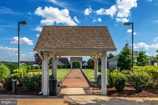 27 Hanover Ct, Fredericksburg, VA 22406 - Photo 21