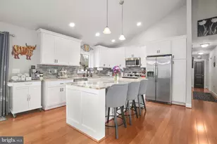 189 Ruby Glen Ln, Fredericksburg, VA 22405 - Photo 3