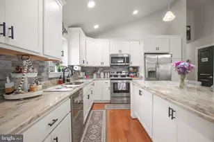 189 Ruby Glen Ln, Fredericksburg, VA 22405 - Photo 5