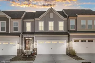 225 Smokebush Dr, Stafford, VA 22554 - Photo 1