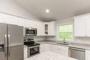 1027 John Paul Jones Dr, Stafford, VA 22554 - Photo 11