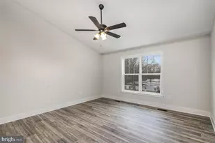 1027 John Paul Jones Dr, Stafford, VA 22554 - Photo 3