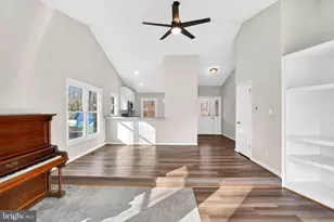 8 Ridgeview Cir, Fredericksburg, VA 22406 - Photo 7