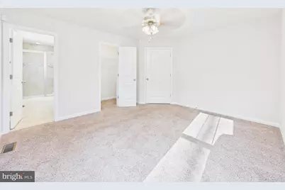 8 Howard Circle, Fredericksburg, VA 22405 - Photo 15