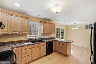 106 Sandy Ridge Rd, Fredericksburg, VA 22405 - Photo 5