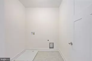 312 Evermore Ln, Stafford, VA 22554 - Photo 5