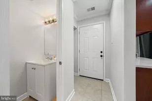 1127 James Madison Cir, Fredericksburg, VA 22405 - Photo 15