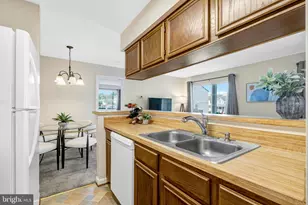 202 Grosvenor Ln, Stafford, VA 22556 - Photo 11