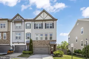 7 Coulter Ln, Stafford, VA 22554 - Photo 1