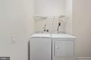 196 Denison St, Fredericksburg, VA 22406 - Photo 11