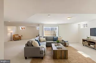 16 Banner Spring Cir, Stafford, VA 22554 - Photo 9