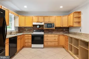 78 Cobblestone Way, Fredericksburg, VA 22406 - Photo 15
