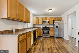 2 Bell Air Ct, Fredericksburg, VA 22405 - Photo 11