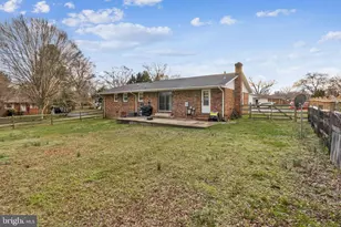 2 Bell Air Ct, Fredericksburg, VA 22405 - Photo 5