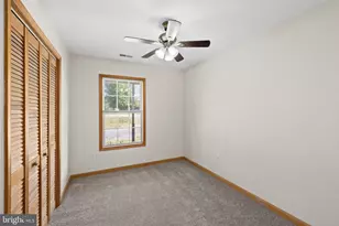 4 Swan Dr, Fredericksburg, VA 22405 - Photo 33