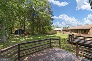 4 Swan Dr, Fredericksburg, VA 22405 - Photo 11