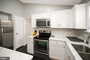 37 Woods Edge Ct, Stafford, VA 22554 - Photo 13