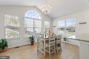 23 Colemans Mill Dr, Fredericksburg, VA 22405 - Photo 13