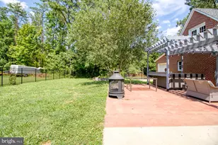 109 Sussex St, Fredericksburg, VA 22405 - Photo 11