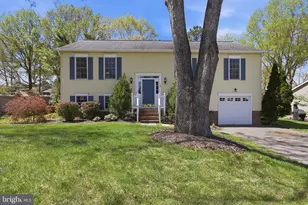 6 Lord Fairfax Dr, Fredericksburg, VA 22405 - Photo 1