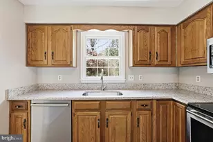 6 Lord Fairfax Dr, Fredericksburg, VA 22405 - Photo 15