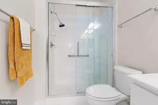 204 Bridgewater Cir, Fredericksburg, VA 22406 - Photo 23