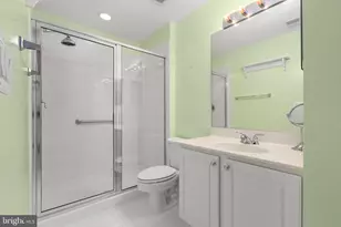 204 Bridgewater Cir, Fredericksburg, VA 22406 - Photo 37