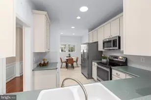 204 Bridgewater Cir, Fredericksburg, VA 22406 - Photo 17